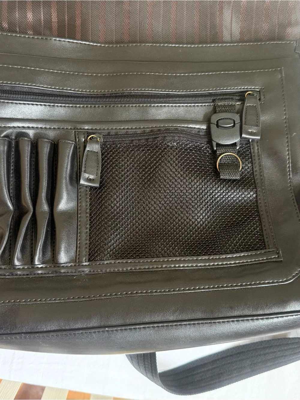 Buxton Black Soft Leather Men’s Organizer Briefcase in pristine condition.